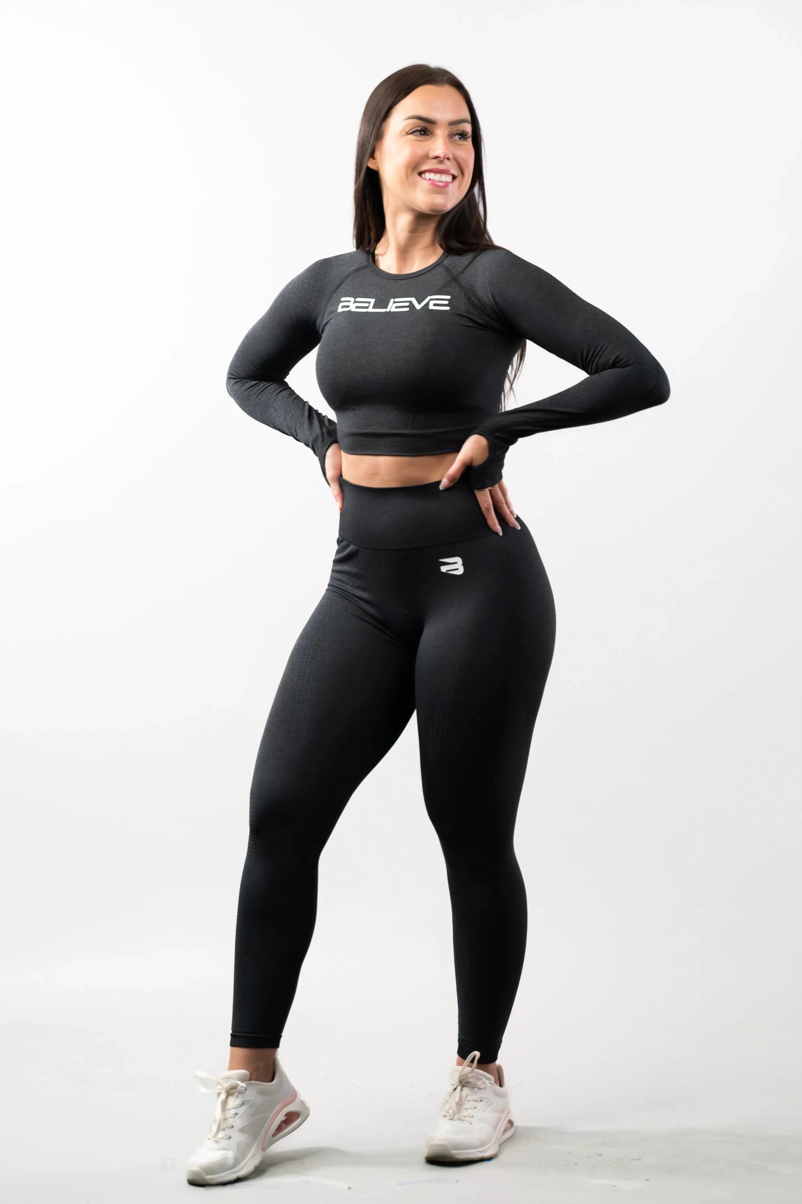 Black leggings with crop top deals